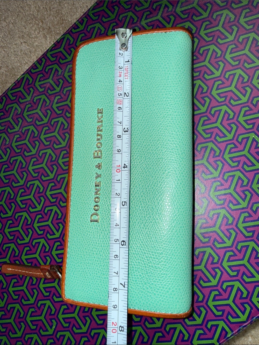 Dooney & Bourke Mint Green Leather Zip Wallet with Brown Trim - Picture 12 of 12